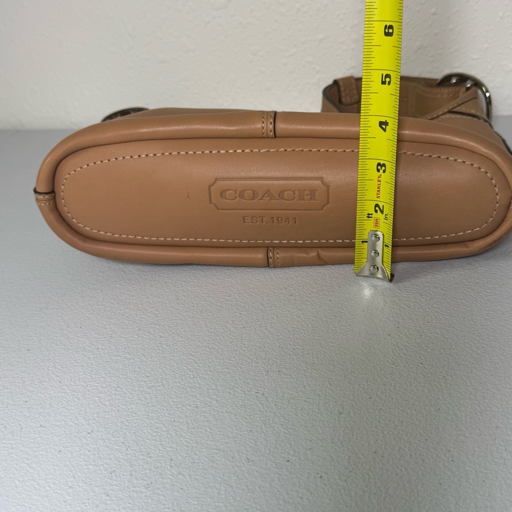Coach Light Brown Leather Shoulder Bag Adjustable Strap - Picture 6 of 16